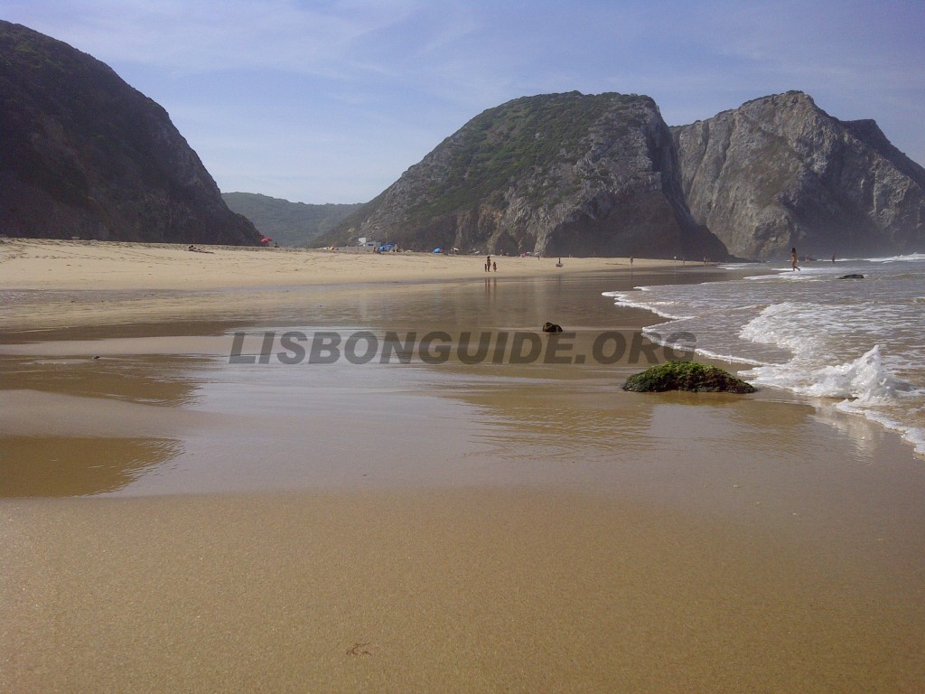 Adraga_Beach_Sintra_Portugal