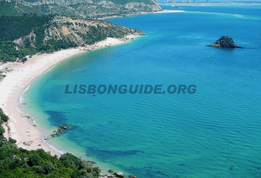 Portinho_Arrabida_Beach_Lisbon_Portugal