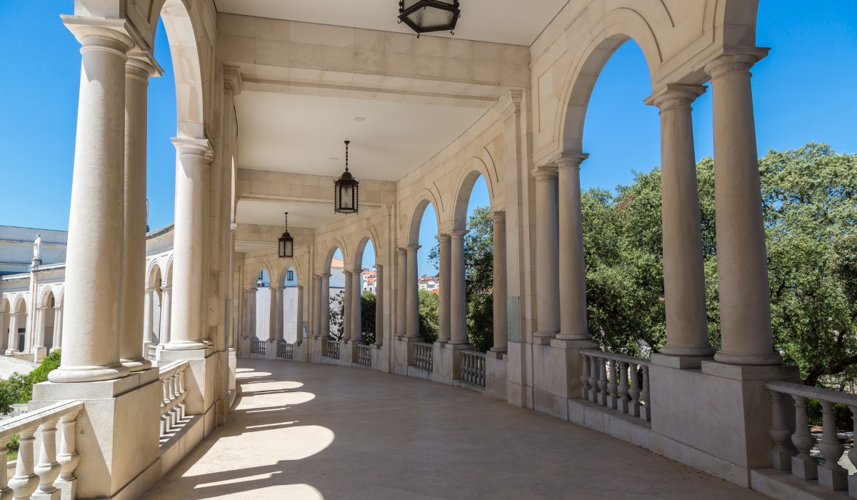 5 Must-Visit Sites in Fatima, Portugal