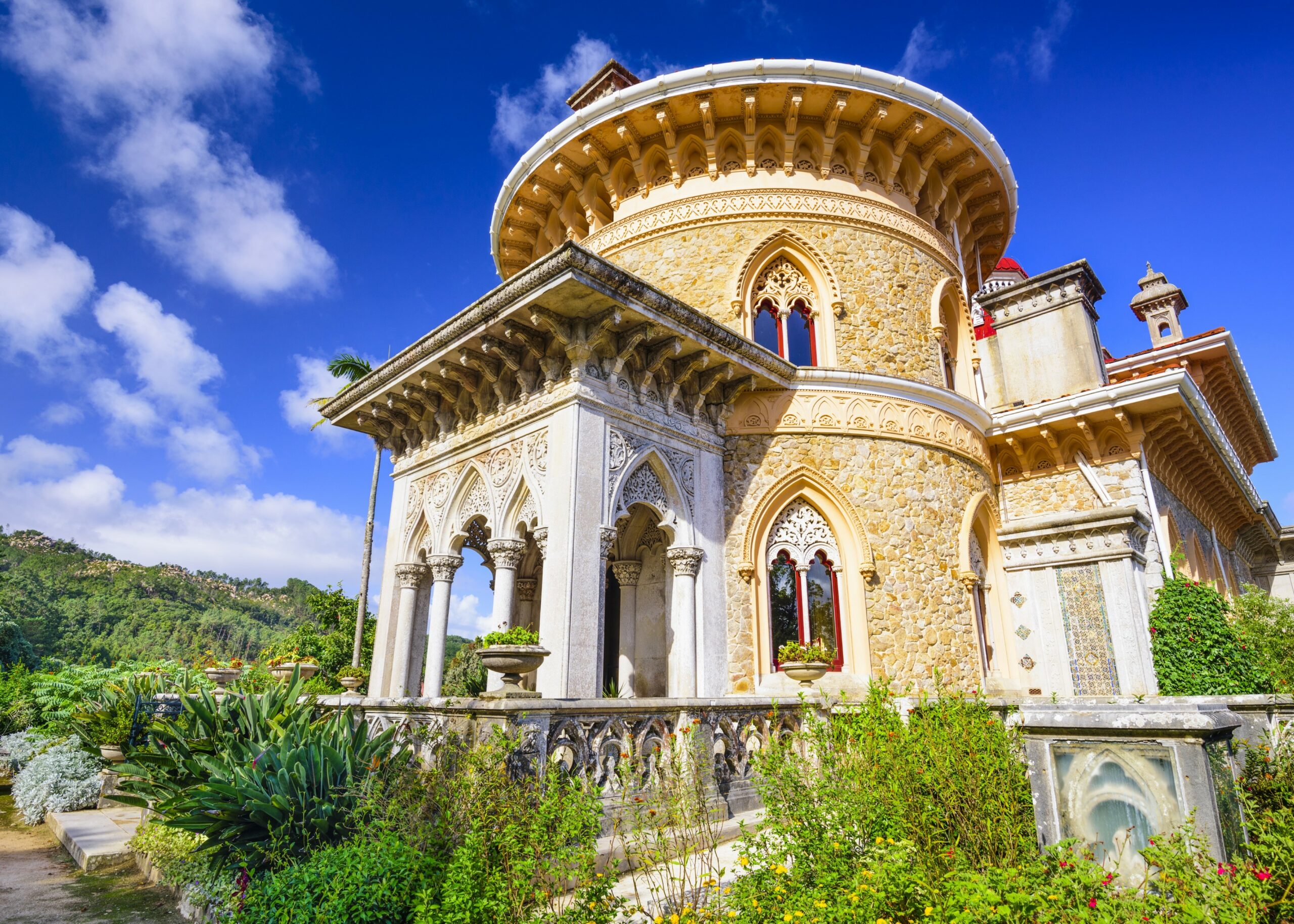 Discover Monserrate Palace: History, Fun Facts, and Tours