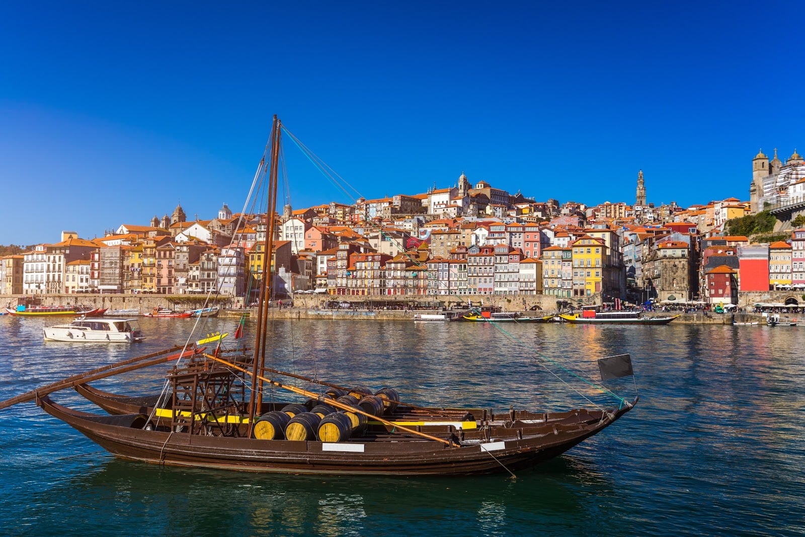 8 Days in Portugal: Lisbon, Porto and the Douro Valley