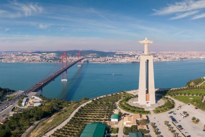 Three Unhurried Days in Lisbon, with Time to Look Up